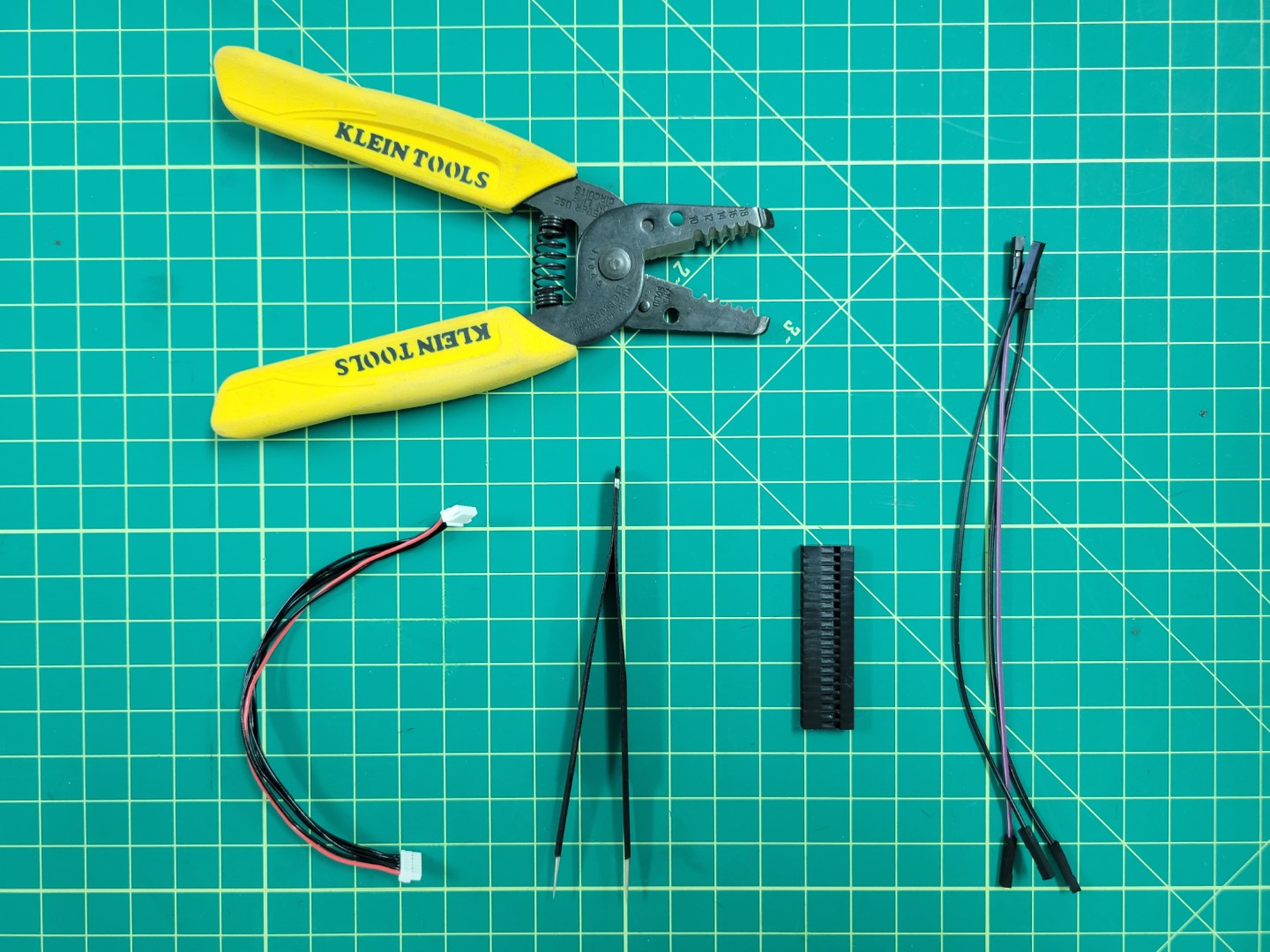 Necessary components for telemetry cable