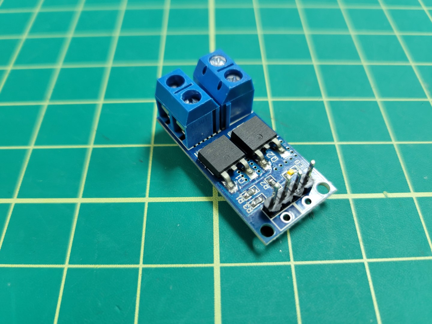 Mosfet with header pins soldered